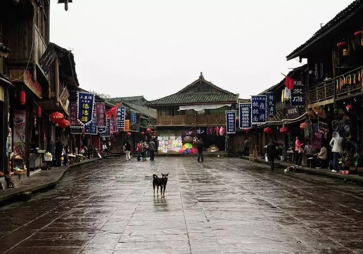暖阳下的女孩们